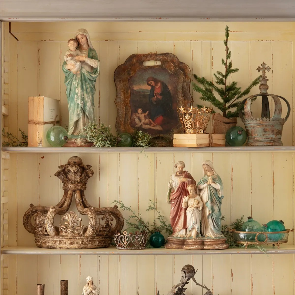 Madonna and Child Statue