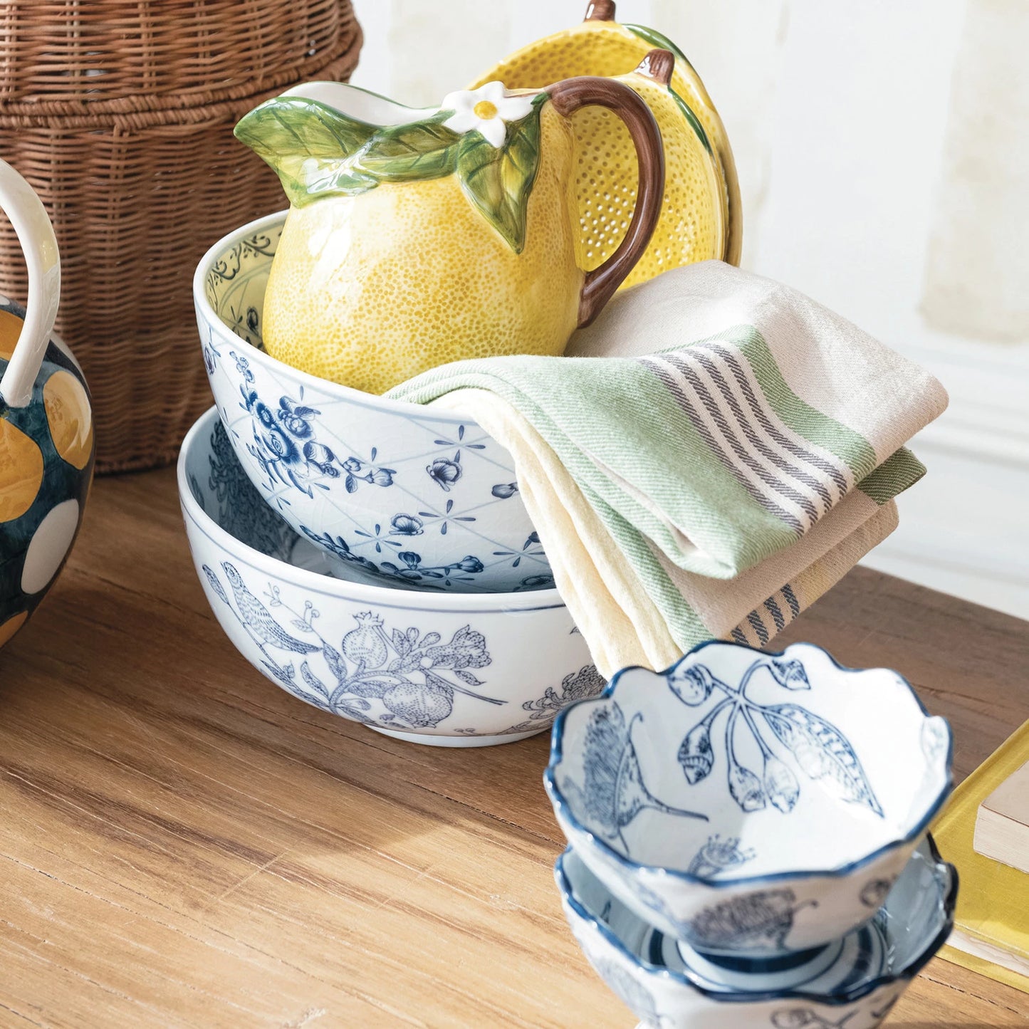Birds & Botanicals Stoneware Bowl