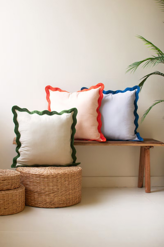 Cotton Pillow with Scalloped Edge