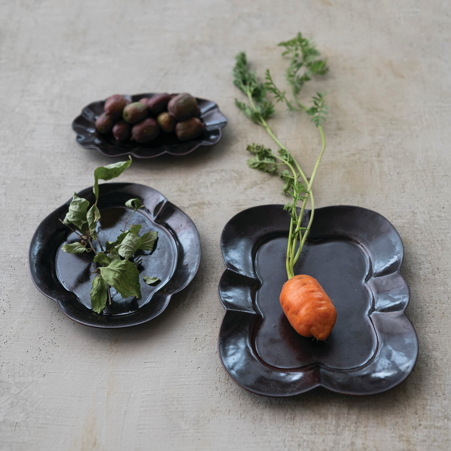 Brown Scalloped Plate