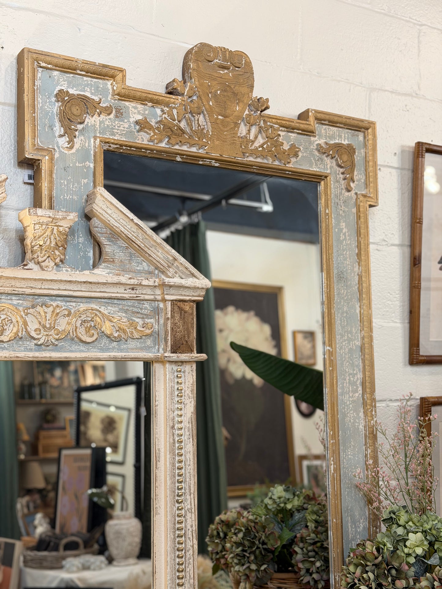 Windsor Court Mirror