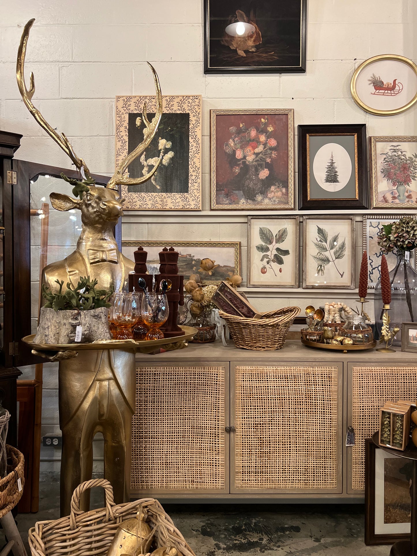 7ft Tall Butler Tray