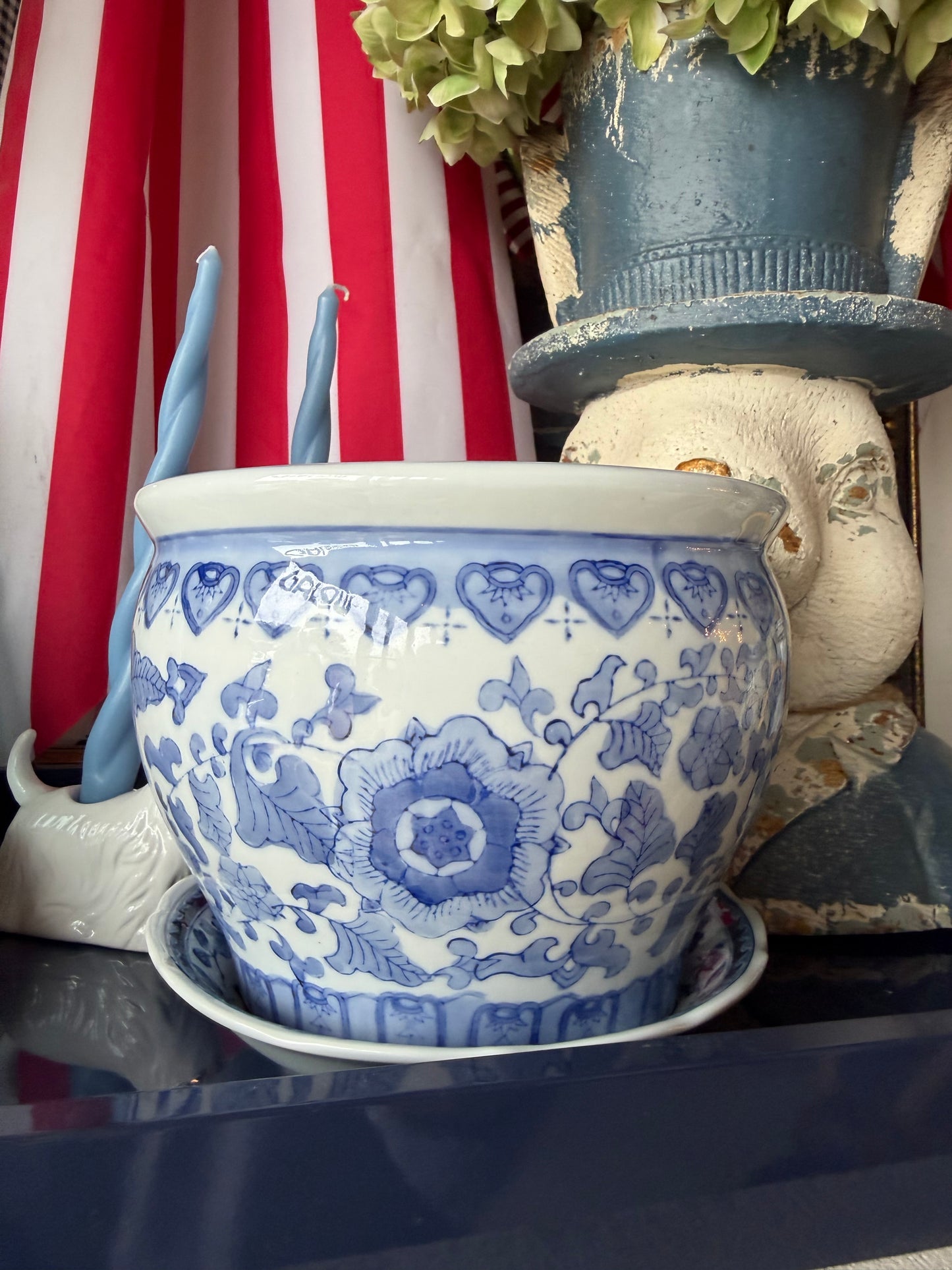 Blue & White Chinois Pot