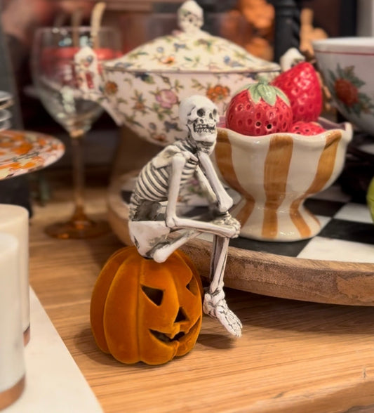 Bored Skelton