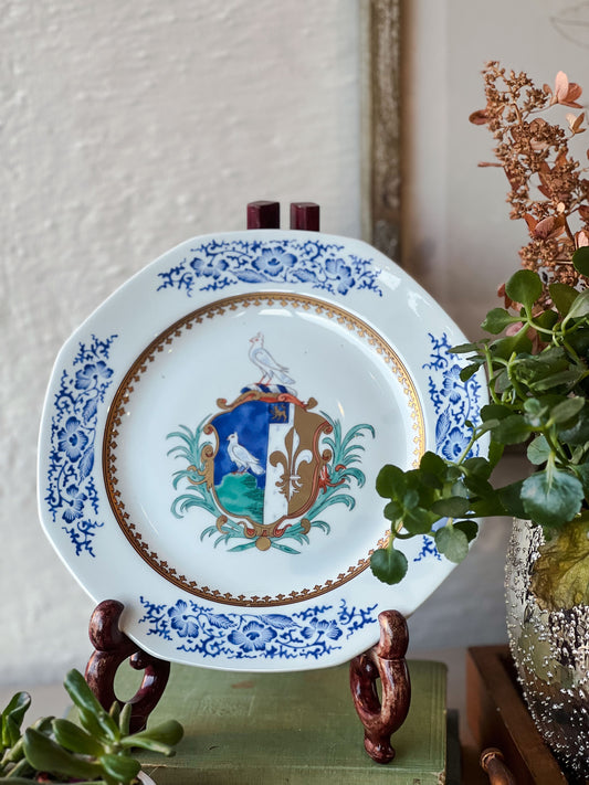 Vintage Crest Plate