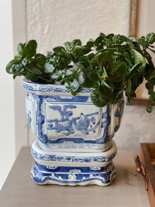 Vintage Chinoiserie Blue and White Planter Pot