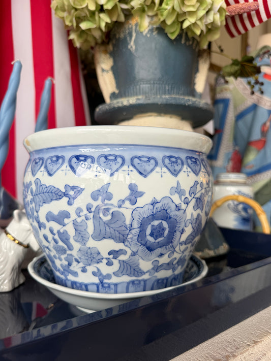 Blue & White Chinois Pot