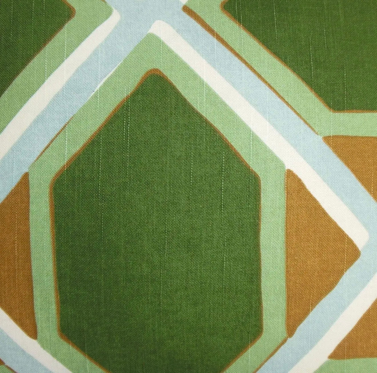 Amiret Pillow