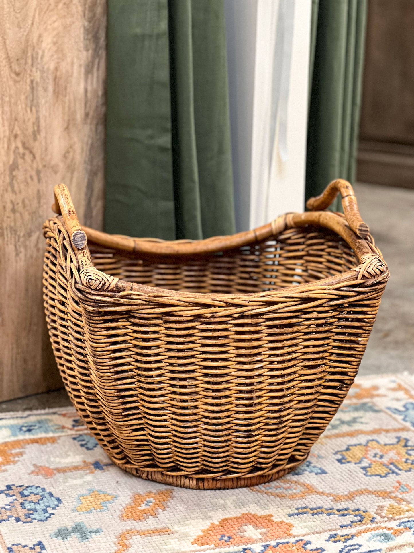 Vintage Sloped Basket