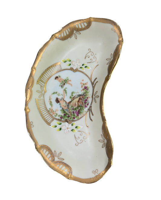 Cherub Curved Tray