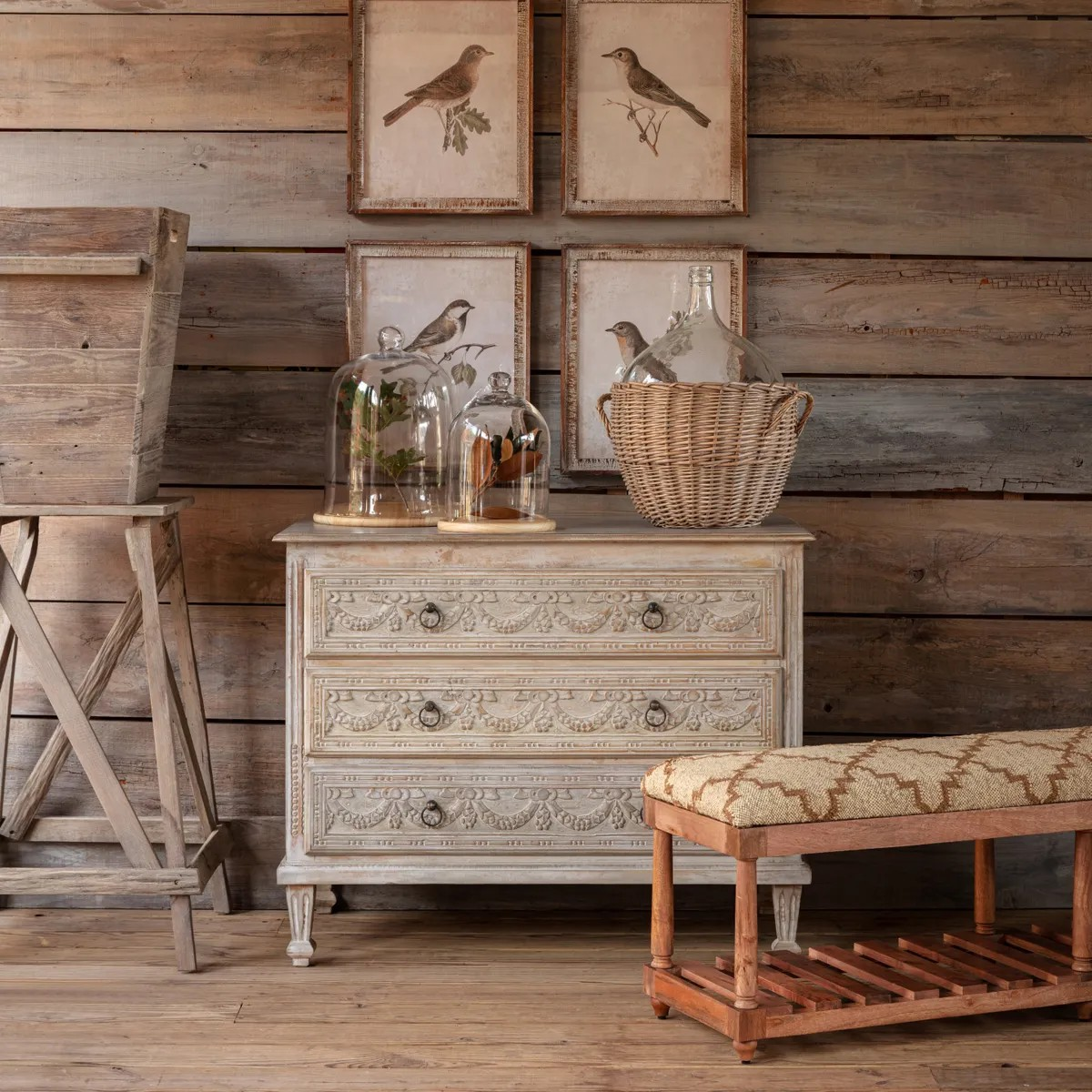 Garland Estate Chest