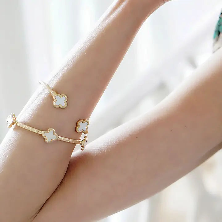 Pearl Clover Bracelet