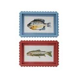 Scalloped Framed Fish