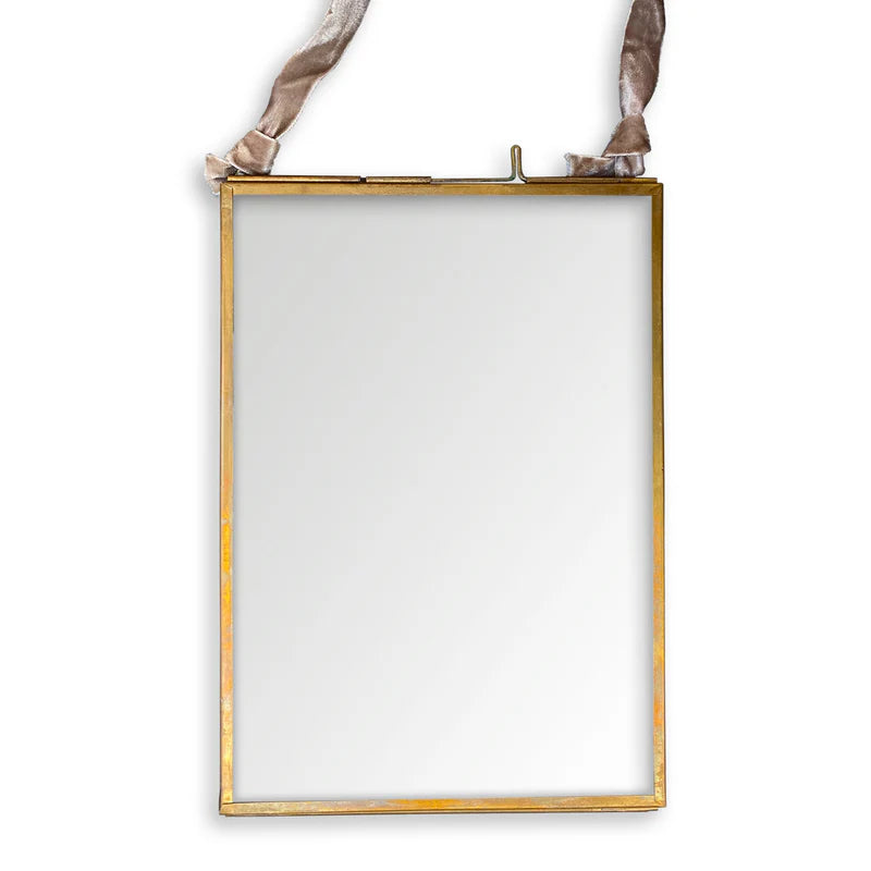 Brass Frame & Easel - Calendar