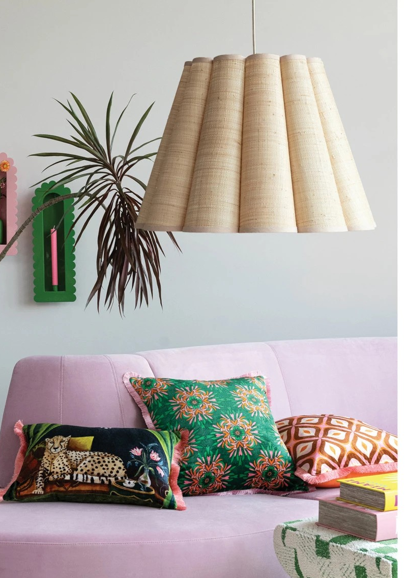 Raffia Scalloped Pendant Light