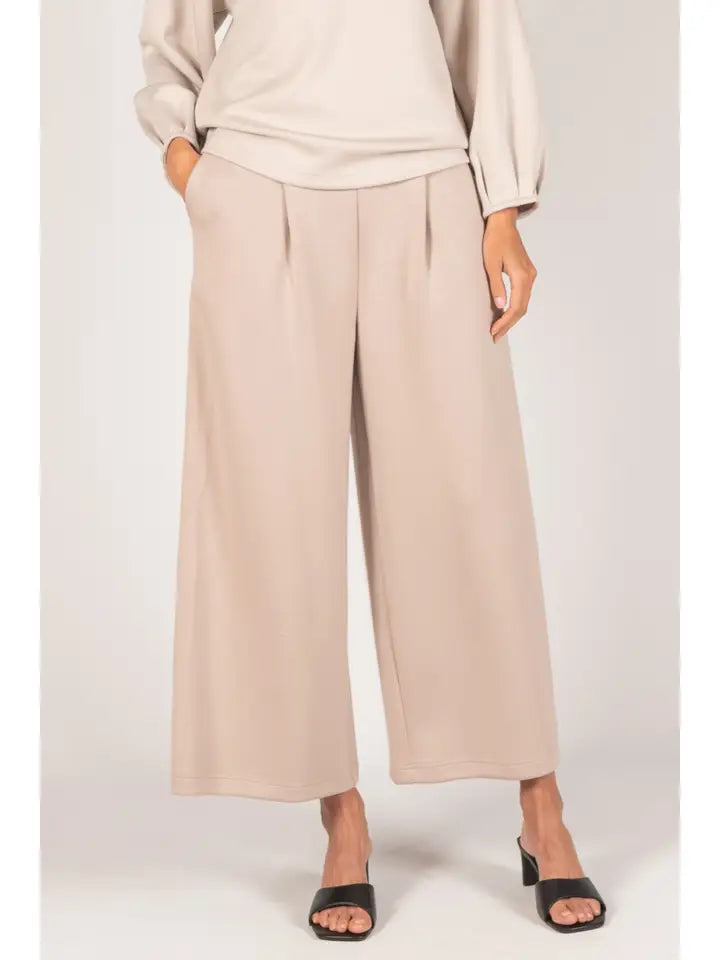 Pleated Lounge Pant