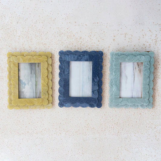 Double Layer Scalloped Frame