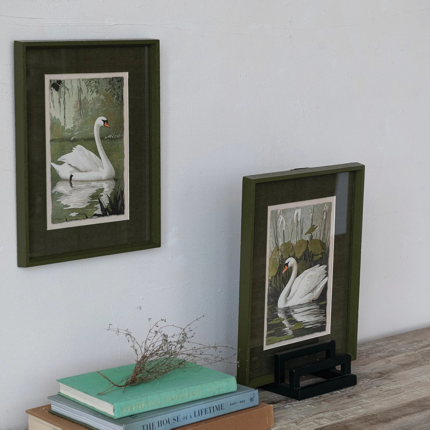 Green Swan Frame