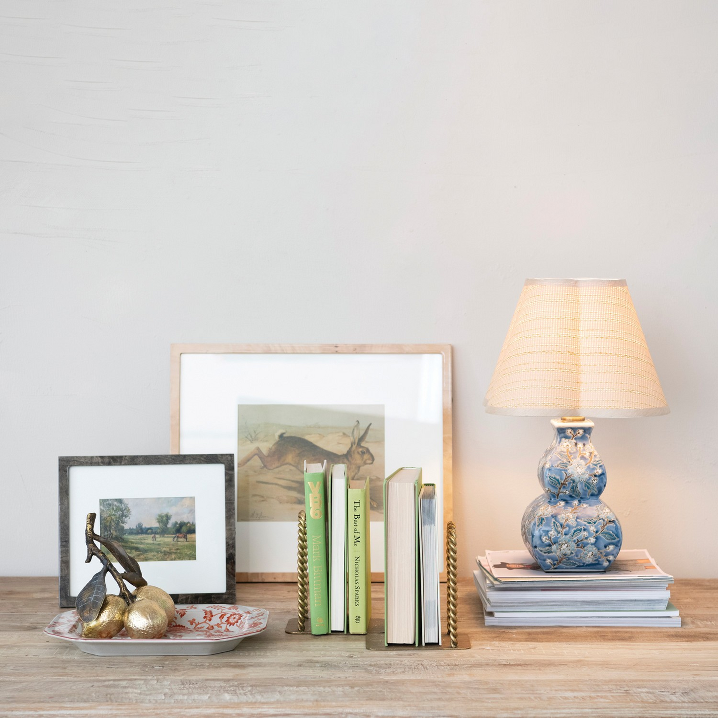 Twist Metal Book Ends
